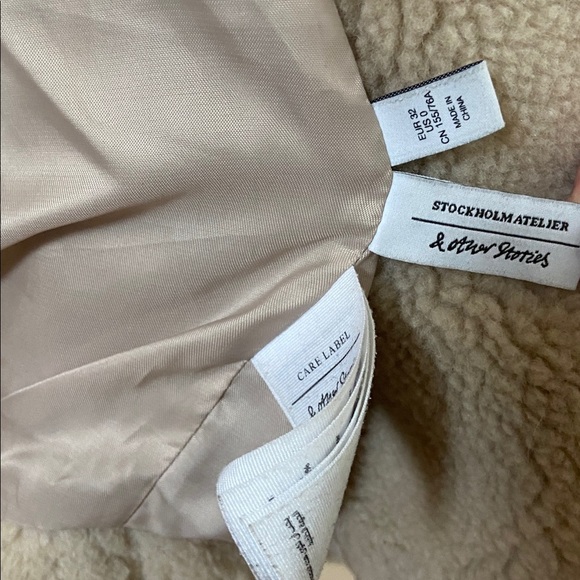 & Other Stories- Oversized Wool Teddy Coat - Picture 8 of 10